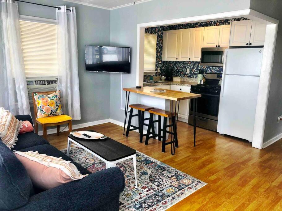 Steps To Beach & Downtown! Cozy Beach Bungalow #1 Lake Worth Beach Esterno foto