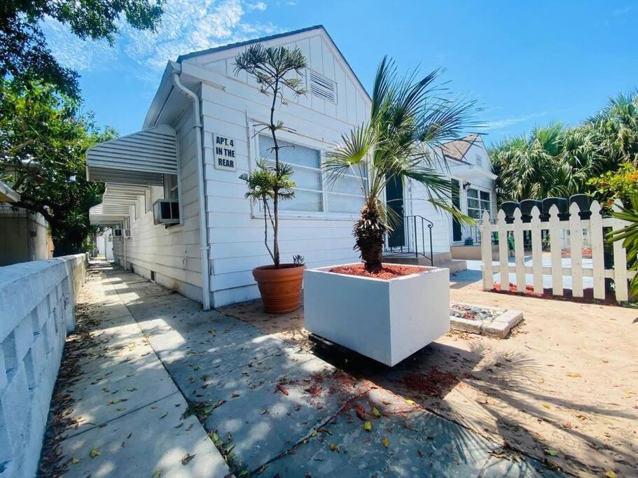 Steps To Beach & Downtown! Cozy Beach Bungalow #1 Lake Worth Beach Esterno foto